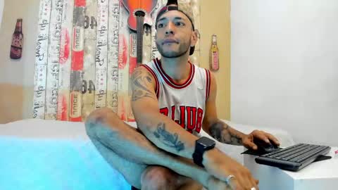   online show from 8, 3, 2025