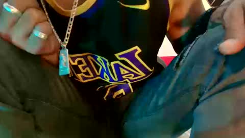   online show from 10, 9, 2025