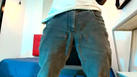   online show from 8, 10, 2025