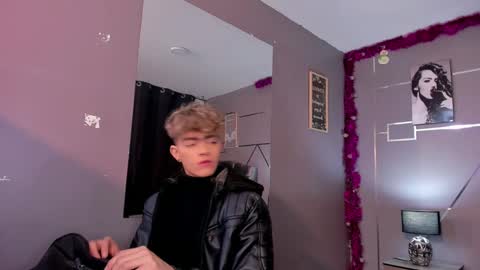 Snapshot of andrius_24 chatting on 3, 12, 2024 online show from 3, 12, 2024