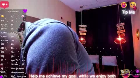 Snapshot of andrius_24 chatting on 8, 10, 2025 online show from 8, 10, 2025