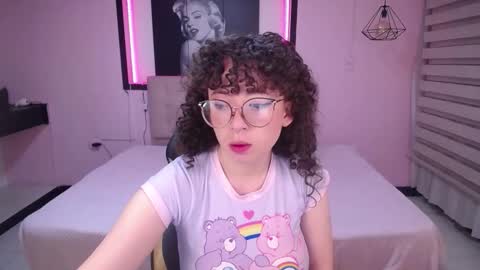 androm3da_ online show from 2, 12, 2025