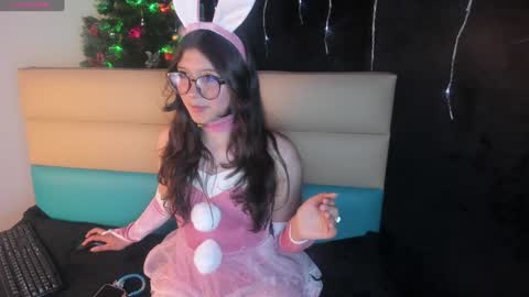 Snapshot of andromeda_blue__ chatting on 23, 12, 2024 online show from 23, 12, 2024
