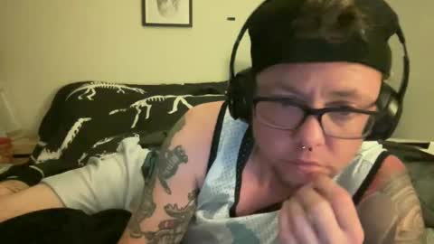 Snapshot of androxkade chatting on 5, 10, 2025 androxkade online show from 5, 10, 2025