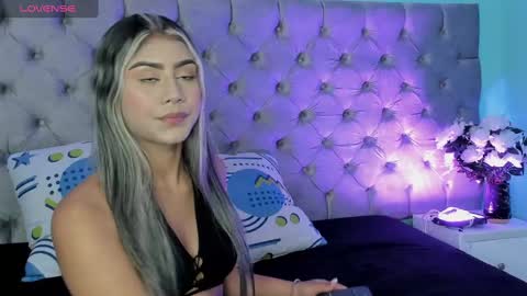 Snapshot of andrysccott chatting on 8, 1, 2025 andry online show from 8, 1, 2025