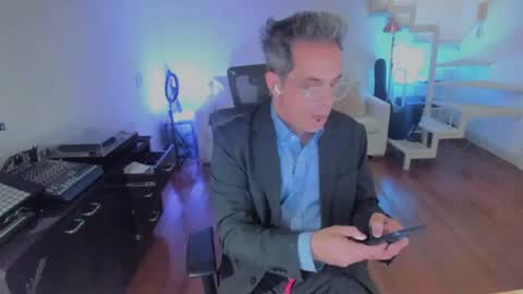 Andrew online show from 20, 6, 2026
