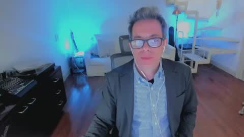 Andrew online show from 25, 6, 2026