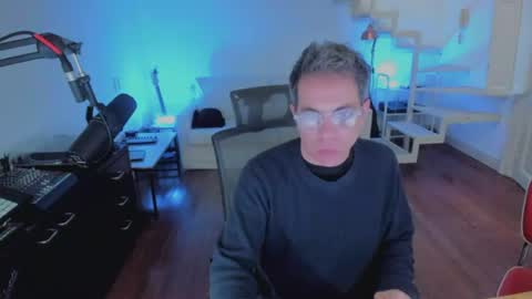 Andrew online show from 30, 7, 2026