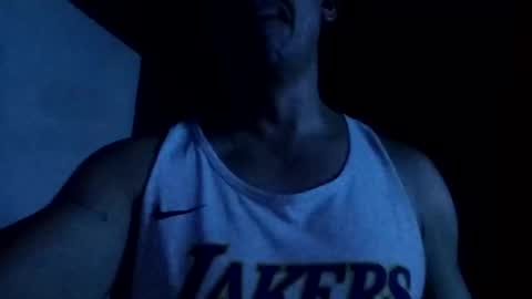 Snapshot of andy101075 chatting on 23, 11, 2025 andy101075 online show from 23, 11, 2025