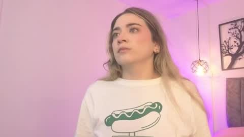 Snapshot of andy_and_emma chatting on 1, 2, 2026 andy_and_emma online show from 1, 2, 2026