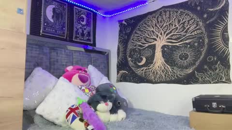 Andy online show from 4, 3, 2025