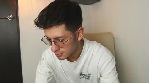 Snapshot of andy_collins__ chatting on 23, 3, 2026 andy_collins__ online show from 23, 3, 2026