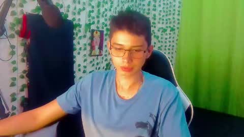Snapshot of andy_gray01 chatting on 19, 10, 2025 Andy Gray online show from 19, 10, 2025