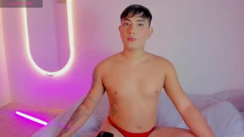 Snapshot of andy_millerr chatting on 17, 4, 2026 andy miller online show from 17, 4, 2026