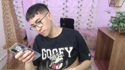 Andy online show from 10, 4, 2026