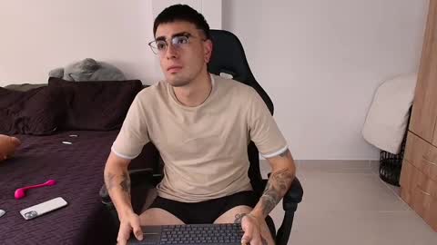 Andres online show from 21, 2, 2025