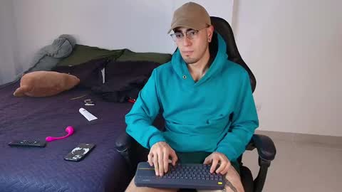 Andres online show from 6, 3, 2025