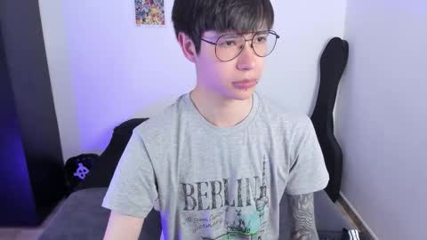 Snapshot of andy_twiink chatting on 3, 10, 2025 twx Andy twink3 online show from 3, 10, 2025