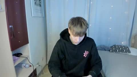 Snapshot of andyjey_ chatting on 29, 9, 2025 Mandy and Andy online show from 29, 9, 2025