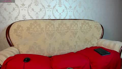 Snapshot of andyjey_ chatting on 4, 12, 2025 Mandy and Andy online show from 4, 12, 2025