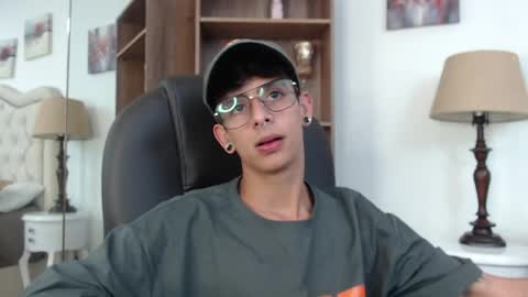 andyxibrat online show from 4, 5, 2026