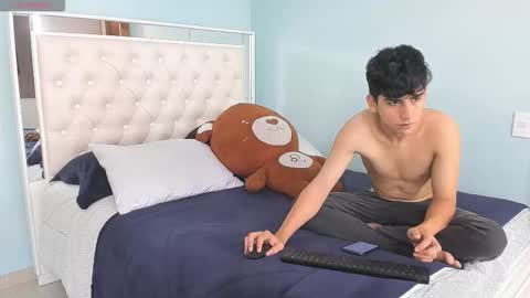 Andy online show from 12, 11, 2025