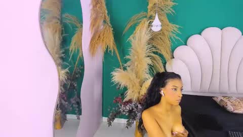Snapshot of aneesaval chatting on 18, 2, 2025 ANEE SAVAL online show from 18, 2, 2025