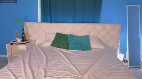 Snapshot of anellyball_ chatting on 16, 6, 2026 Anelly online show from 16, 6, 2026
