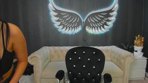 Snapshot of anemariejolie chatting on 25, 1, 2025 Anne online show from 25, 1, 2025