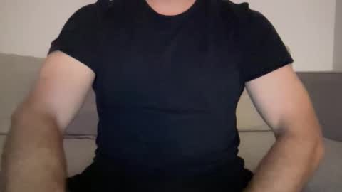 anewsummer online show from 20, 11, 2025