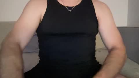 anewsummer online show from 25, 3, 2026