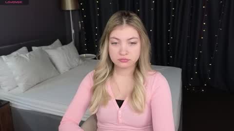 Snapshot of angel__grace chatting on 18, 1, 2026 Grace online show from 18, 1, 2026