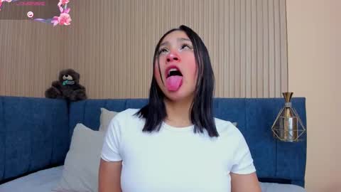 angel__ponce online show from 18, 9, 2025