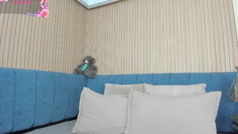 angel__ponce online show from 18, 6, 2026