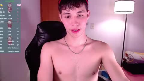 Snapshot of angel_bless19 chatting on 19, 12, 2024 Angel   help me with 100 thumbs up online show from 19, 12, 2024