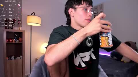 Angel   help me with 100 thumbs up online show from 13, 1, 2026