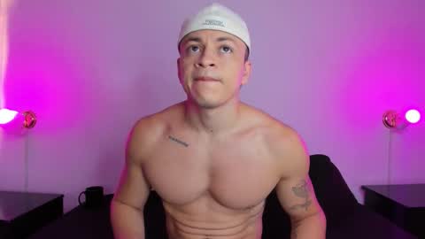 Snapshot of angel_cuervo chatting on 25, 11, 2025 Angel Cuervo online show from 25, 11, 2025