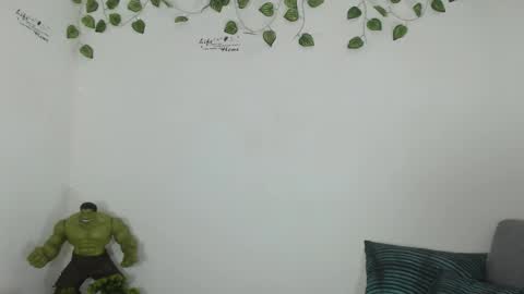 Angel Curl online show from 21, 11, 2025