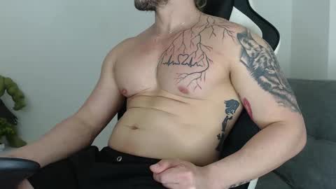 Angel Curl online show from 18, 1, 2026