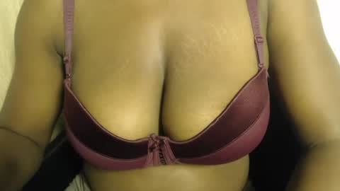 Snapshot of angel_daisyy chatting on 30, 6, 2026 Daisy online show from 30, 6, 2026