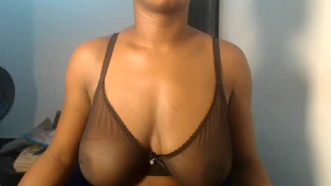 Snapshot of angel_daisyy chatting on 18, 7, 2026 Daisy online show from 18, 7, 2026