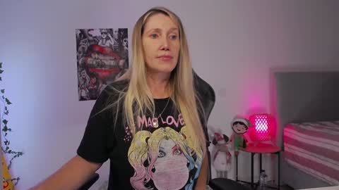 Snapshot of angel_danm_milf chatting on 6, 12, 2024 Patricia - online show from 6, 12, 2024