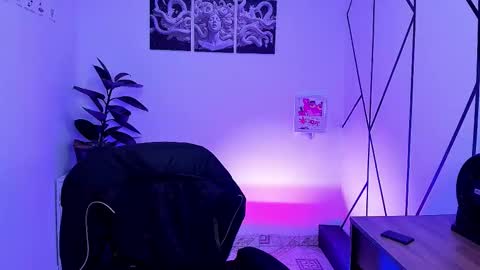 Snapshot of angel_dragun chatting on 18, 10, 2025 Angel-dragun online show from 18, 10, 2025