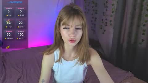 Snapshot of angel_elis_ chatting on 20, 9, 2025 Kate online show from 20, 9, 2025