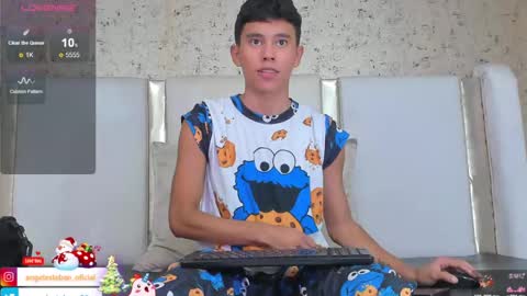 ngel Esteban  online show from 5, 12, 2024