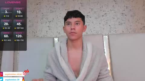 ngel Esteban  online show from 14, 2, 2025