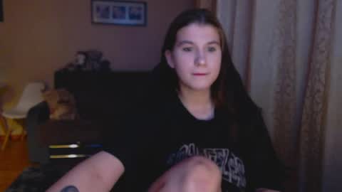 Snapshot of angel_gelya chatting on 6, 6, 2026 Angel online show from 6, 6, 2026