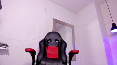 angel hardy online show from 10, 11, 2025