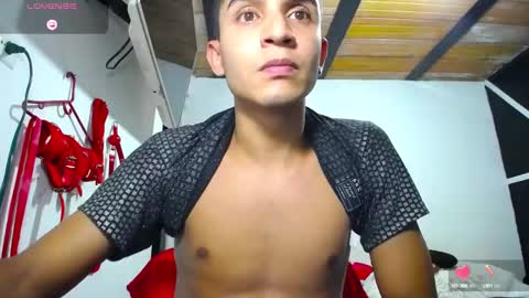 Snapshot of angel_latinboy chatting on 11, 1, 2025 Angel online show from 11, 1, 2025