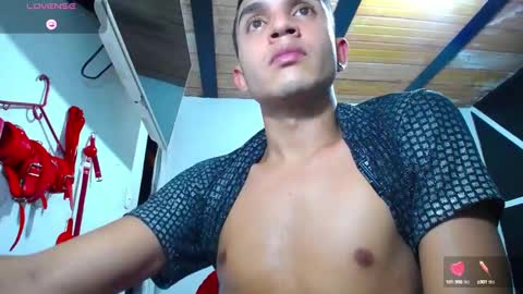 Snapshot of angel_latinboy chatting on 11, 1, 2025 Angel online show from 11, 1, 2025